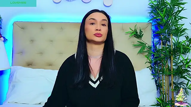 Snapshot of DaliyaArabian chatting on December 2025 12:53:02 PM DaliyaArabian online show from December 2025 12:53:02 PM