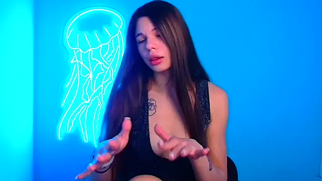 Hanna Way online show from December 2024 09:30:01 AM