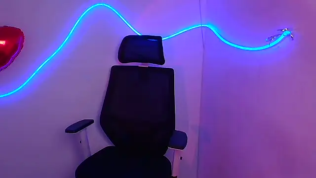 Hanna Way online show from February 2025 10:05:02 AM