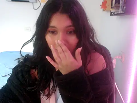 HannaKlein online show from September 2025 05:34:02 PM