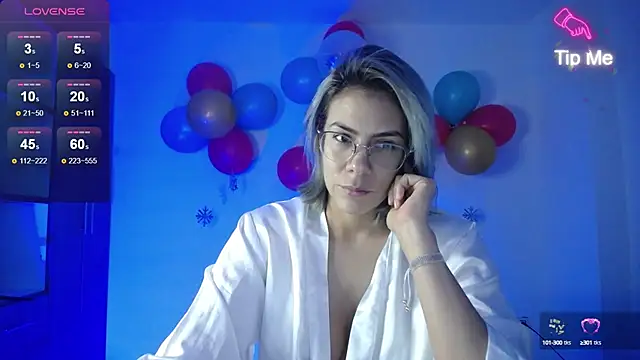 candydowson1 online show from December 2024 10:34:01 AM