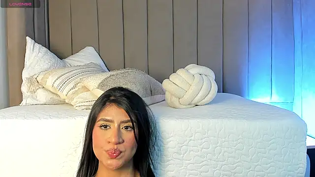 Elise Diamond online show from April 2026 01:54:01 AM