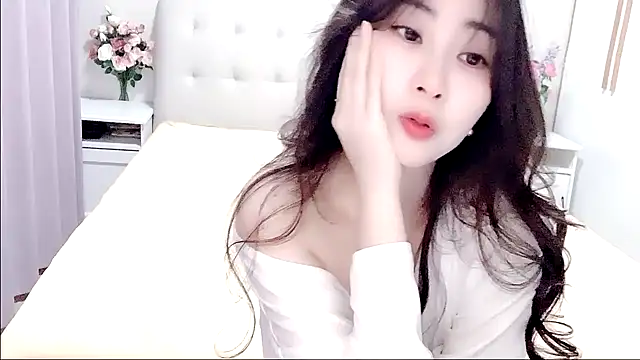 aisha123123 online show from January 2026 02:26:02 AM