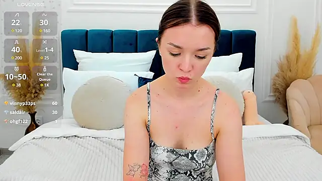 Snapshot of VirginOlly chatting on February 2025 07:41:02 PM VirginOlly online show from February 2025 07:41:02 PM