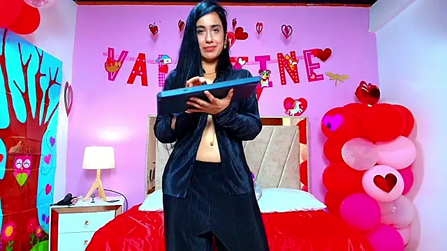 Miia harper  online show from February 2025 12:05:02 PM