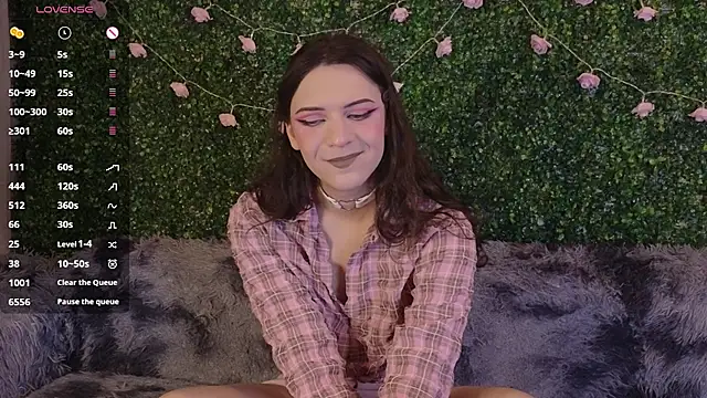 EkaterinaUpple online show from April 2026 05:20:02 PM