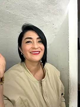 karenlennox1 online show from November 2025 01:50:01 AM