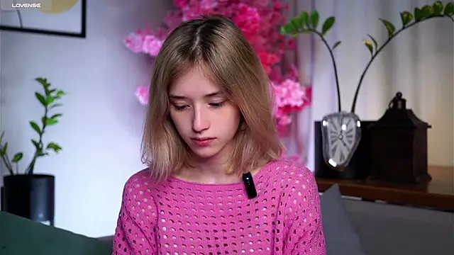 EdlinHargus online show from March 2025 01:26:01 AM