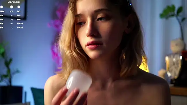 EdlinHargus online show from March 2025 07:38:02 AM