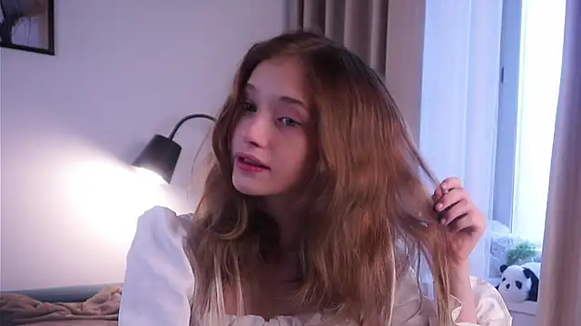 EdlinHargus online show from October 2025 01:39:02 AM