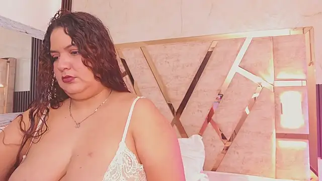 molly sweetee online show from October 2025 01:48:02 AM