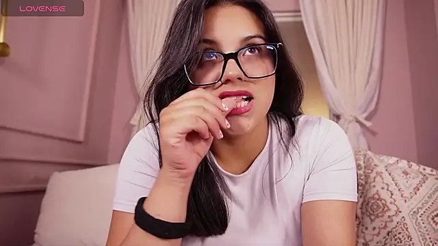 Sophia wilsonn  online show from February 2026 05:19:01 PM