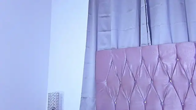 Ashley piinkk  online show from February 2025 11:04:01 AM