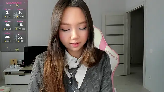 Fluffy Rose online show from March 2026 04:51:01 AM