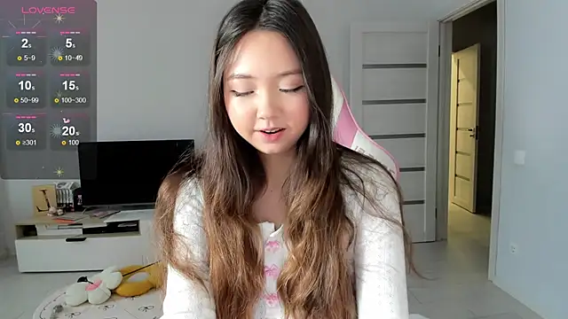 Snapshot of Fluffy_Rose chatting on July 2026 01:09:02 AM Fluffy Rose online show from July 2026 01:09:02 AM