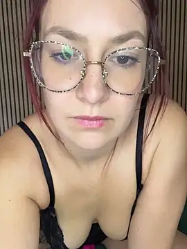 ladoucedu34 online show from October 2025 02:35:02 PM