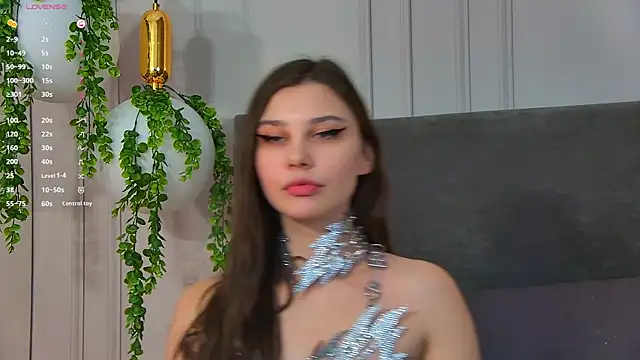 ReginaRobinson online show from February 2025 08:27:02 AM