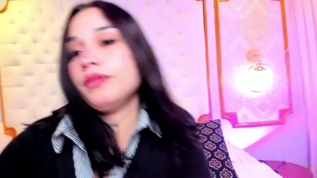 Kayla stern  online show from January 2025 11:04:02 AM