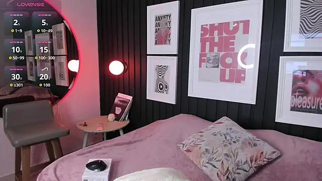 Kayla stern  online show from November 2025 08:09:02 PM