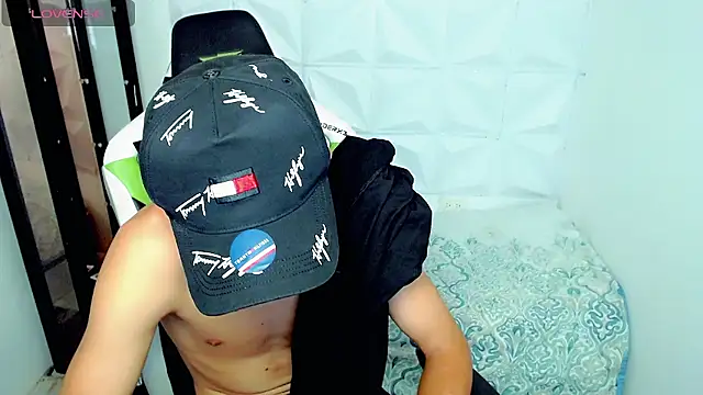 bby santi online show from December 2024 04:27:02 PM