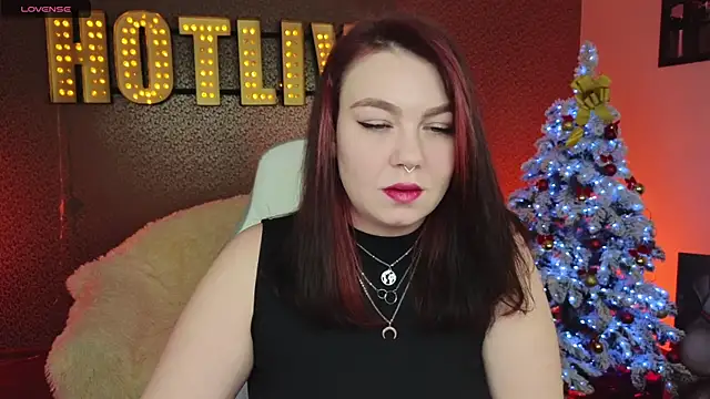 Snapshot of Lilumytrend chatting on January 2025 12:10:01 PM Lilumytrend online show from January 2025 12:10:01 PM