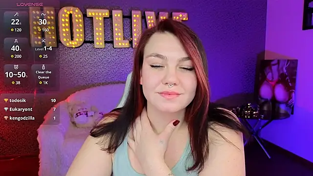 Snapshot of Lilumytrend chatting on January 2025 03:43:01 PM Lilumytrend online show from January 2025 03:43:01 PM