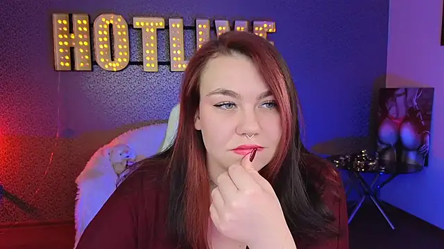 Snapshot of Lilumytrend chatting on February 2025 06:04:01 AM Lilumytrend online show from February 2025 06:04:01 AM