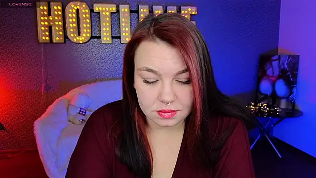 Snapshot of Lilumytrend chatting on February 2025 05:59:01 AM Lilumytrend online show from February 2025 05:59:01 AM