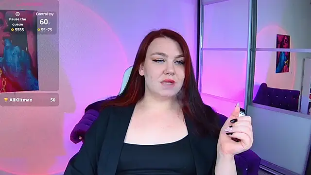 Snapshot of Lilumytrend chatting on March 2025 03:48:02 PM Lilumytrend online show from March 2025 03:48:02 PM