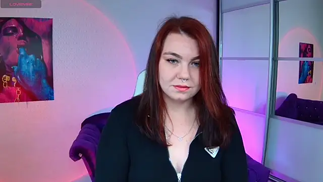 Snapshot of Lilumytrend chatting on March 2025 12:28:01 PM Lilumytrend online show from March 2025 12:28:01 PM