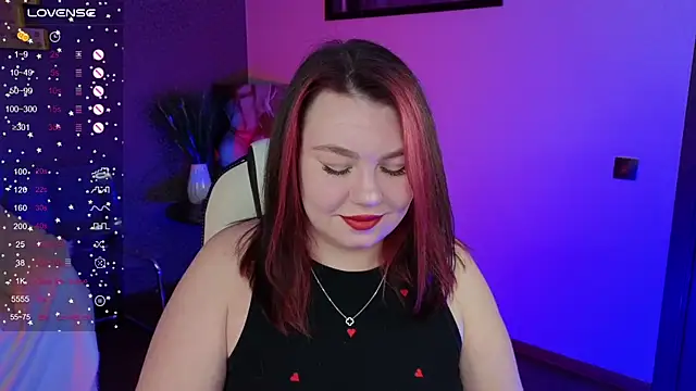 Snapshot of Lilumytrend chatting on October 2025 06:12:01 AM Lilumytrend online show from October 2025 06:12:01 AM