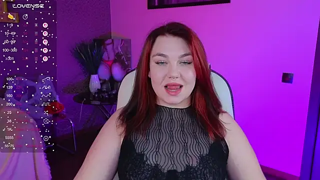 Snapshot of Lilumytrend chatting on November 2025 05:11:01 PM Lilumytrend online show from November 2025 05:11:01 PM