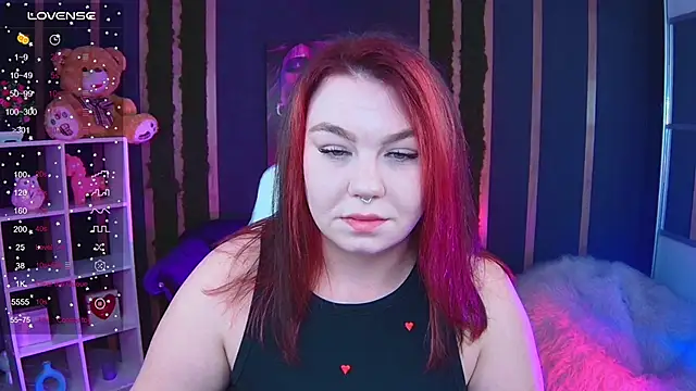 Snapshot of Lilumytrend chatting on December 2025 12:10:01 PM Lilumytrend online show from December 2025 12:10:01 PM