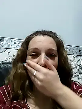 Amira 17 online show from January 2025 10:21:01 PM