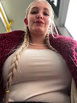 Milkyy wway online show from February 2025 11:02:02 AM