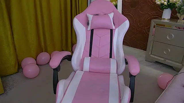 IrisMonn online show from December 2024 05:39:01 AM