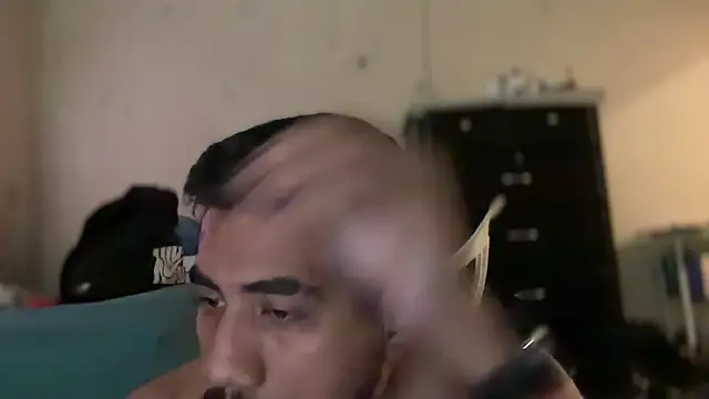 EnriquePersian197 online show from January 2025 01:57:01 PM