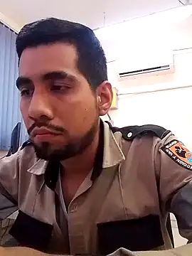 EnriquePersian197 online show from February 2025 09:28:01 PM