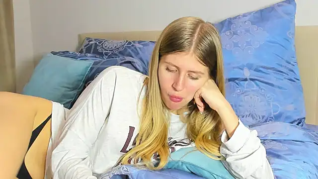 kirraa  online show from January 2026 07:49:02 PM