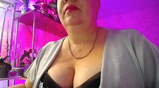  Sweet Woman online show from January 2025 12:43:02 PM