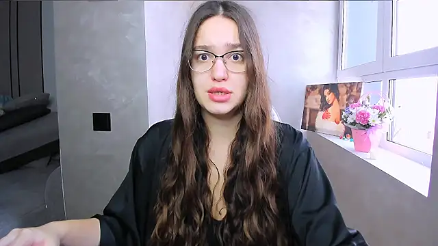 Snapshot of fancy_bunny chatting on December 2025 06:19:01 AM fancy bunny online show from December 2025 06:19:01 AM