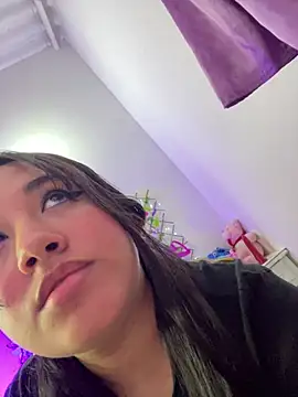 melyescobar online show from February 2025 12:05:02 PM