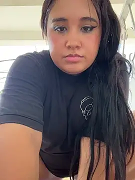 melyescobar online show from February 2025 03:10:02 PM