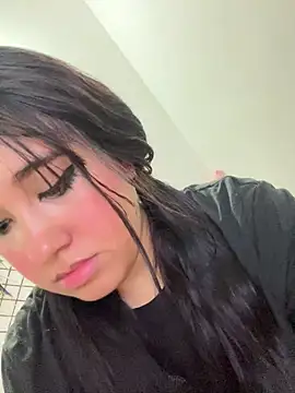 melyescobar online show from March 2025 12:12:01 PM