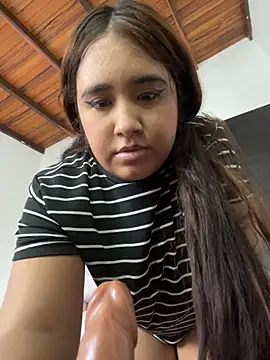 melyescobar online show from September 2025 09:49:01 PM