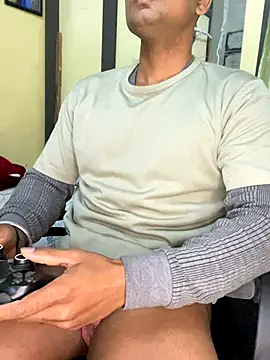 loveboyrp online show from December 2025 04:10:02 AM