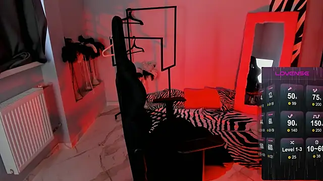 LadyIzabel online show from November 2025 08:46:01 AM