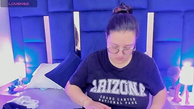 rebecaandpamela online show from December 2024 12:55:02 AM