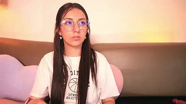 Sweet Sammy  online show from February 2026 07:31:01 PM