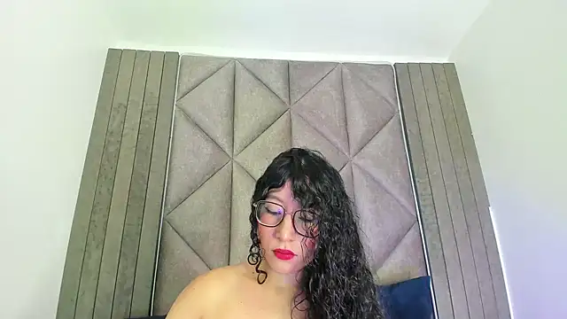 BriaConner  online show from February 2025 02:25:02 AM